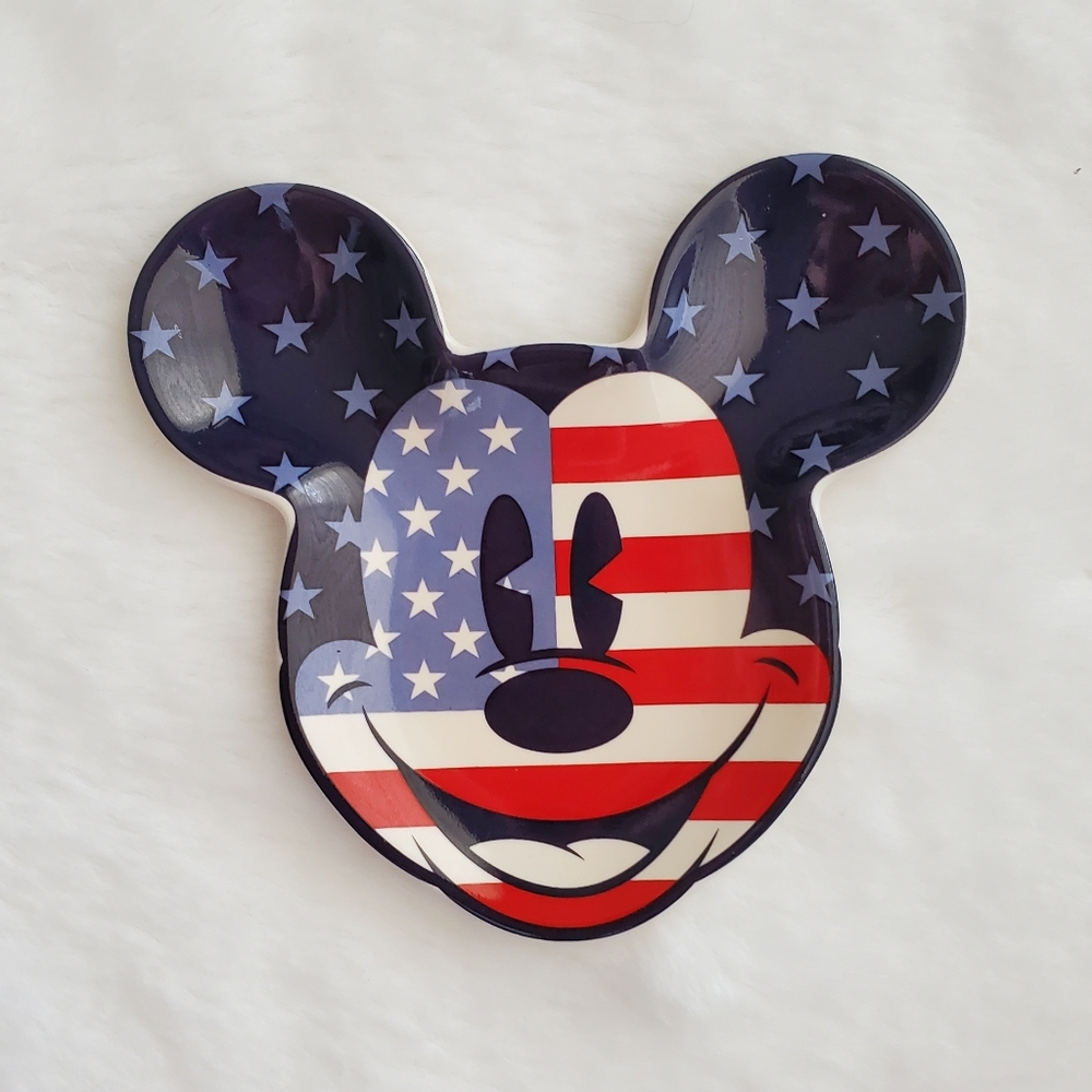 Disneyparks Mickey Mouse Plate